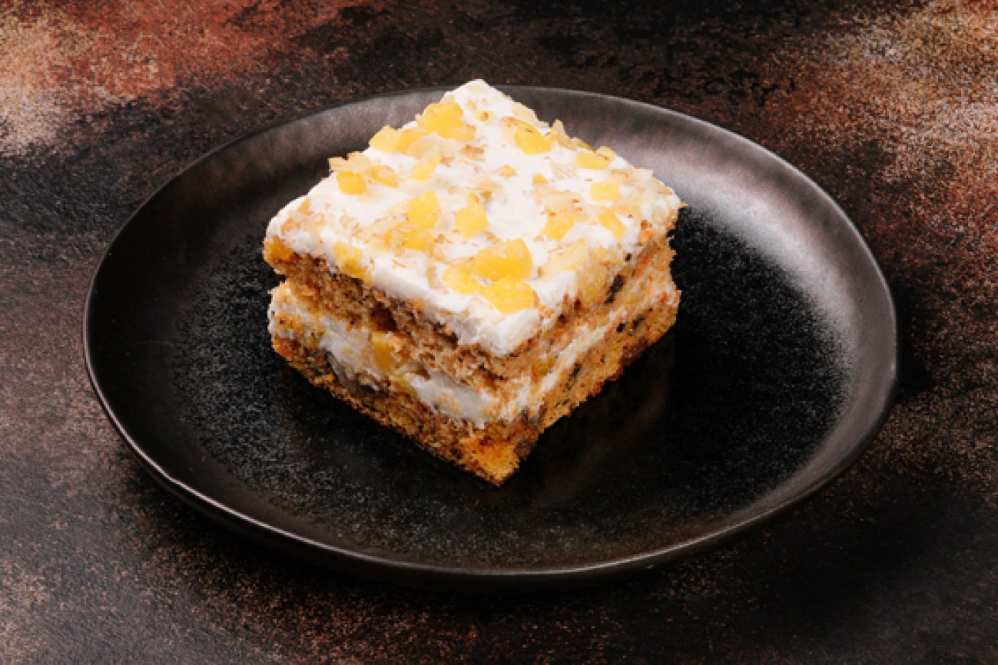 Морковный торт с персиками, 250 гр