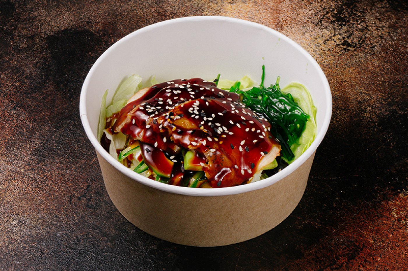 Салат-Поке с угрем, 200 гр.