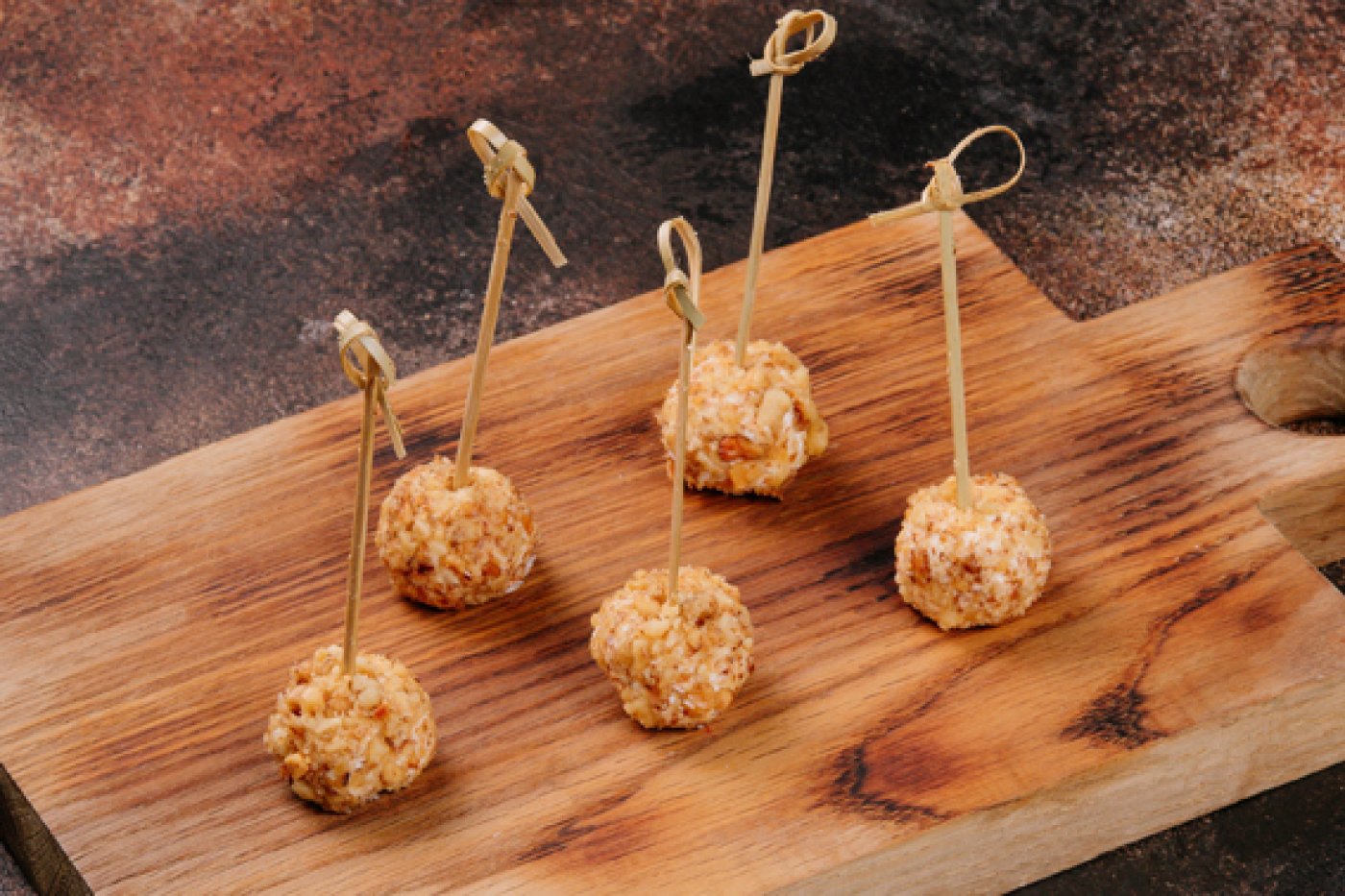 Сырный шарик с грецким орехом, набор 5шт