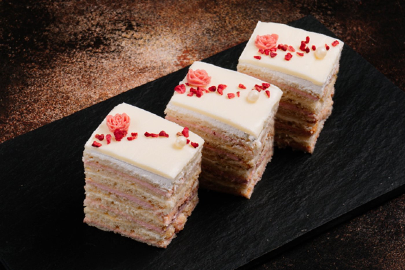 Пирожное Молочная девочка, 75 гр.