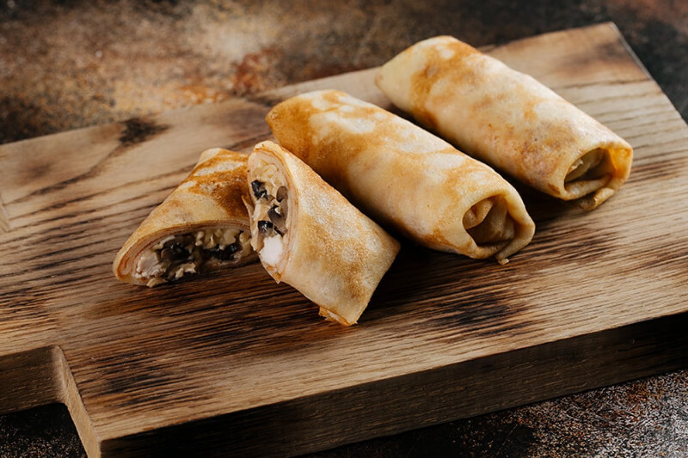 Блинчик с белыми грибами и курицей